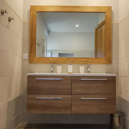 Holiday home Chateau De Cambayrac, Domaine Exceptionnel Avec Piscine Privee - 12 Personnes Castanet (Tarn-et-Garonne)