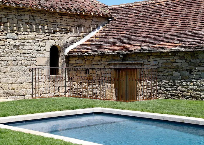 Hébergement de vacances Chateau De Cambayrac, Résidence Exceptionnelle Pour 12 Personnes