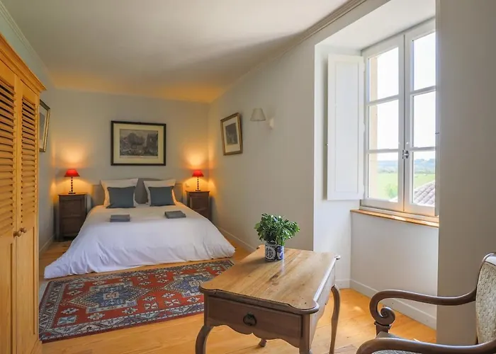 Chateau De Cambayrac, Résidence Exceptionnelle Pour 12 Personnes