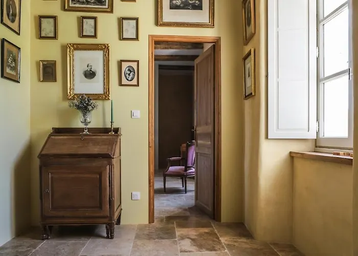 Hébergement de vacances Chateau De Cambayrac, Résidence Exceptionnelle Pour 12 Personnes *